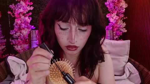 Roxanee online show from 12.14.25