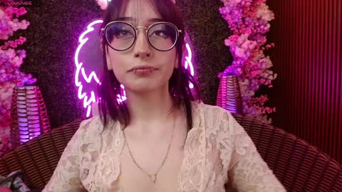 Roxanee online show from 04.04.26