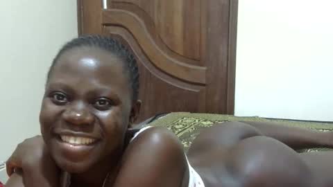 Snapshot of sweet_sharon01 chatting on 09.09.25 Sharon online show from 09.09.25