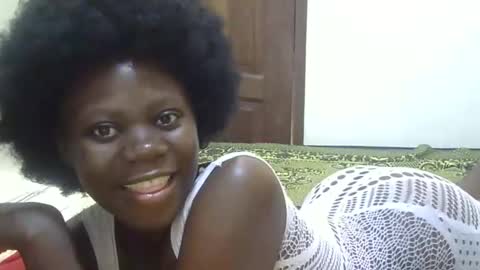 Snapshot of sweet_sharon01 chatting on 09.25.25 Sharon online show from 09.25.25