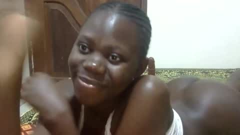 Snapshot of sweet_sharon01 chatting on 09.27.25 Sharon online show from 09.27.25