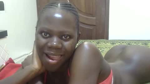 Snapshot of sweet_sharon01 chatting on 10.02.25 Sharon online show from 10.02.25