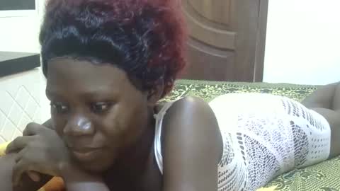 Snapshot of sweet_sharon01 chatting on 10.15.25 Sharon online show from 10.15.25