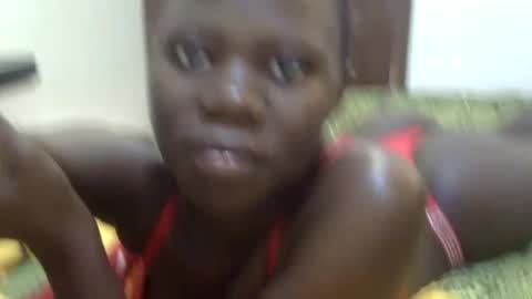 Snapshot of sweet_sharon01 chatting on 10.21.25 Sharon online show from 10.21.25