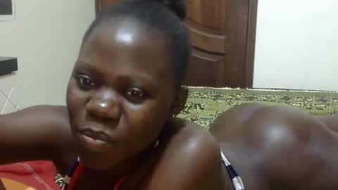 Snapshot of sweet_sharon01 chatting on 10.26.25 Sharon online show from 10.26.25