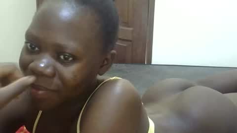 Snapshot of sweet_sharon01 chatting on 11.19.25 Sharon online show from 11.19.25