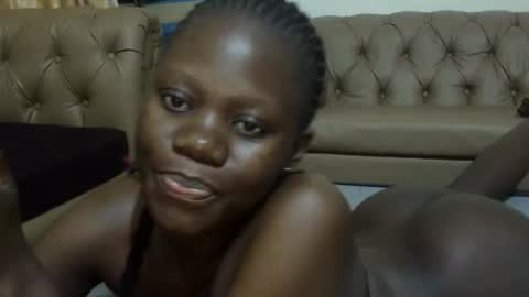 Snapshot of sweet_sharon01 chatting on 12.03.25 Sharon online show from 12.03.25