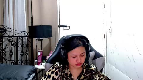 Snapshot of sweet_sirenxx chatting on 01.06.26 Leah online show from 01.06.26