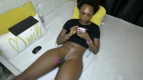 Nina online show from 12.08.24