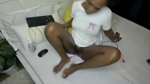 Nina online show from 12.11.24