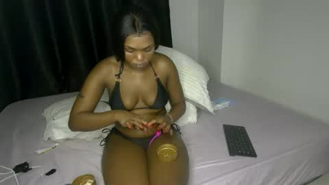 Snapshot of sweet_spoon chatting on 03.22.26 Nina online show from 03.22.26