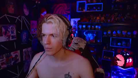 Snapshot of sweet_steve chatting on 03.10.25 Matt online show from 03.10.25