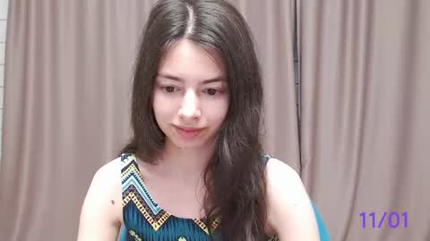 Snapshot of sweet_sweet_angel chatting on 01.11.25 Angel online show from 01.11.25