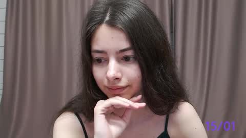Snapshot of sweet_sweet_angel chatting on 01.15.25 Angel online show from 01.15.25