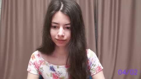 Snapshot of sweet_sweet_angel chatting on 02.04.25 Angel online show from 02.04.25