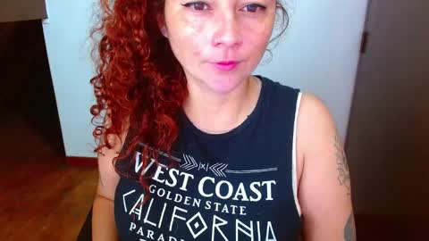 Snapshot of sweet_tammyy chatting on 11.18.25 tammy IG stammy 36 online show from 11.18.25