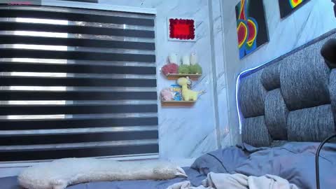 Isabella online show from 11.09.25