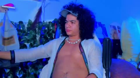 Snapshot of sweet_vond chatting on 01.18.25 Steven independent model online show from 01.18.25