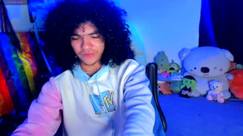 Snapshot of sweet_vond chatting on 02.07.25 Steven independent model online show from 02.07.25