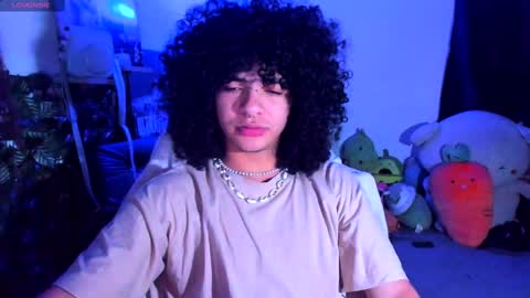 Snapshot of sweet_vond chatting on 02.23.25 Steven independent model online show from 02.23.25