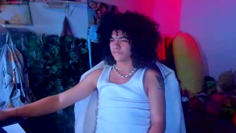 Snapshot of sweet_vond chatting on 03.03.25 Steven independent model online show from 03.03.25