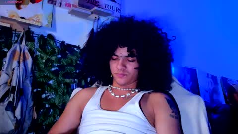 Snapshot of sweet_vond chatting on 03.06.25 Steven independent model online show from 03.06.25