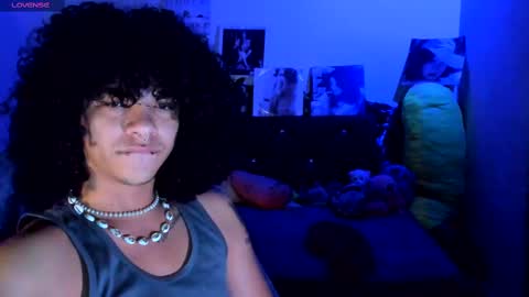 Snapshot of sweet_vond chatting on 03.11.25 Steven independent model online show from 03.11.25