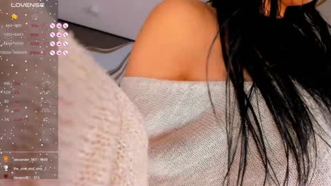 Snapshot of sweet_yasu chatting on 12.22.24 Yasu online show from 12.22.24