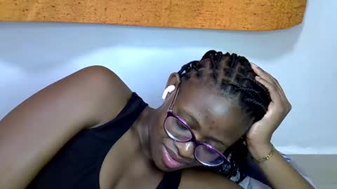 sweet_zarah online show from 03.13.26