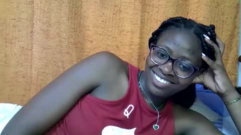 sweet_zarah online show from 04.10.26