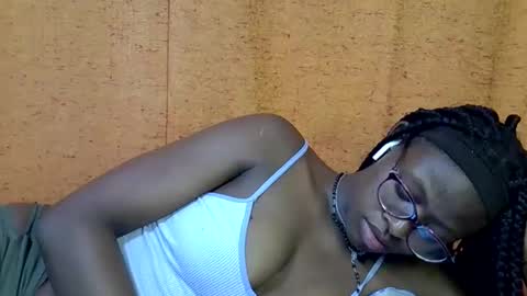sweet_zarah online show from 04.11.26