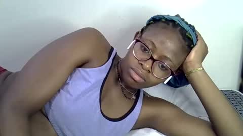 sweet_zarah online show from 05.13.26
