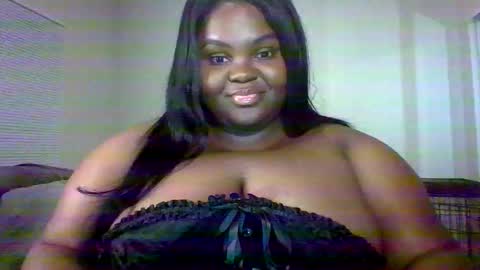 Snapshot of sweetaria04 chatting on 12.23.25 sweetaria04 online show from 12.23.25