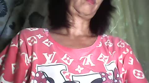 Snapshot of sweetbella24 chatting on 07.29.26 im anne online show from 07.29.26