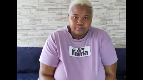 Snapshot of sweetbigmelons01 chatting on 02.24.26 sweetbigmelons01 online show from 02.24.26