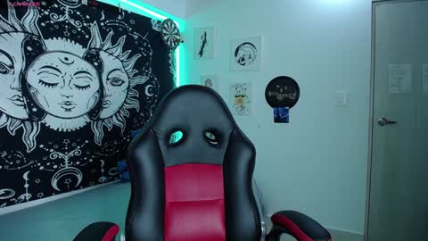 sweetbitter_ online show from 01.28.25