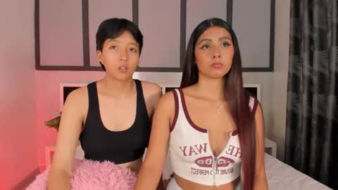 Eva Short hair girl  - Victoria Long red hair online show from 12.22.25