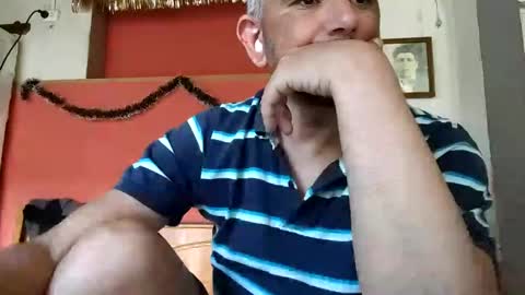 sweetcuervo independent model online show from 12.29.24