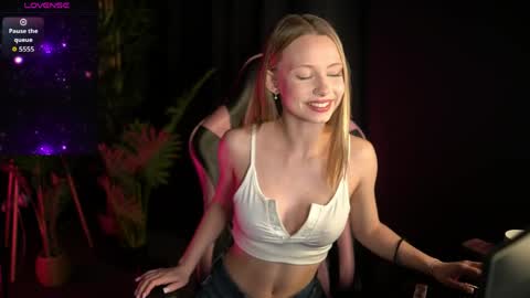 Lina online show from 04.09.26