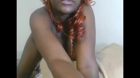 Snapshot of sweetdarkskin chatting on 06.10.26 CLARIS online show from 06.10.26