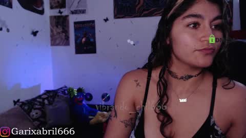Abril online show from 01.01.25