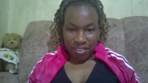 Snapshot of sweetdiva2012 chatting on 01.08.25 sweetdiva2012 online show from 01.08.25