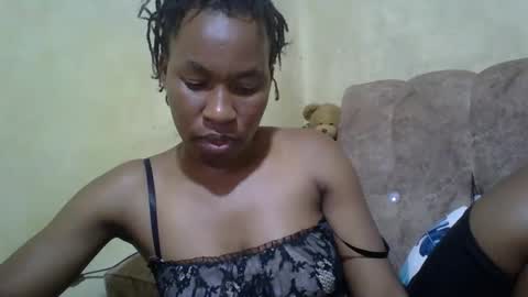 Snapshot of sweetdiva2012 chatting on 02.25.25 sweetdiva2012 online show from 02.25.25