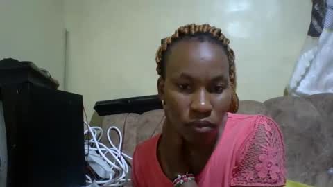 Snapshot of sweetdiva2012 chatting on 09.11.25 sweetdiva2012 online show from 09.11.25