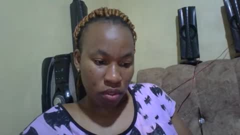 Snapshot of sweetdiva2012 chatting on 09.13.25 sweetdiva2012 online show from 09.13.25