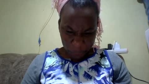 sweetdiva2012 online show from 06.25.26
