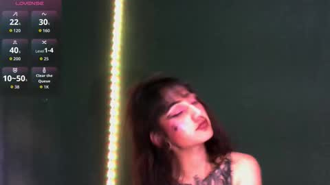 carolayn  online show from 10.14.25