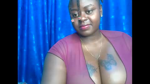 Snapshot of sweetest_snack chatting on 11.13.25 sweetest_snack online show from 11.13.25