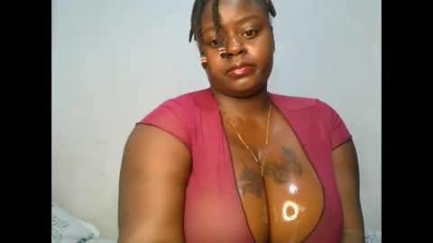 Snapshot of sweetest_snack chatting on 11.26.25 sweetest_snack online show from 11.26.25