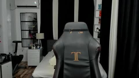 CANDACE online show from 01.08.26